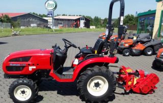 Traktor Branon 2200 mit DelMorino Schlegelmäher Kompakttraktor zum günstigen Preis kaufen