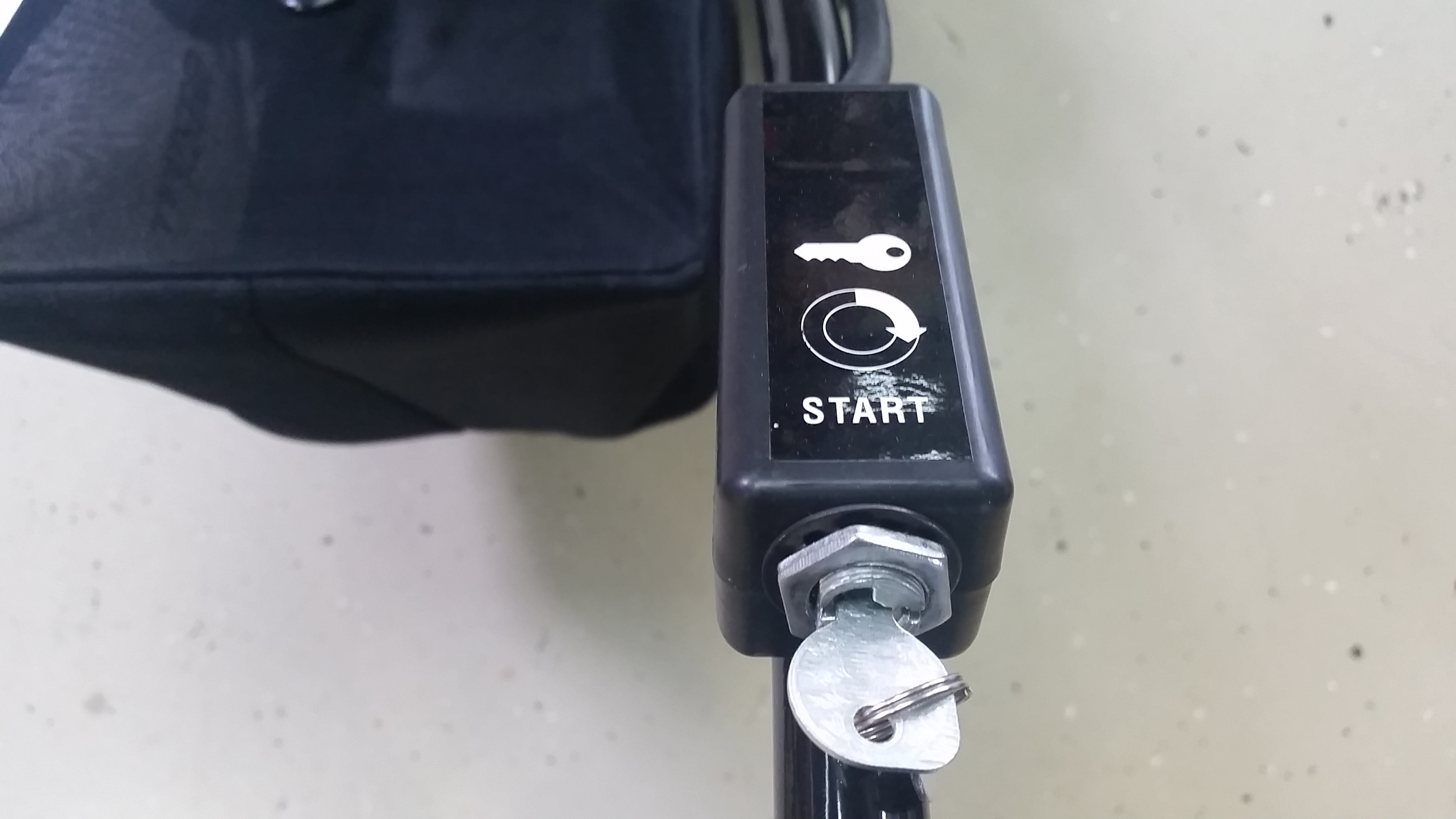 AlKo Rasenmäher mit Radantrieb und Elektrostarter Werth