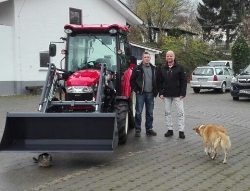 Traktor Branson 6225 C Auslieferung an den Knapendorfer Hof