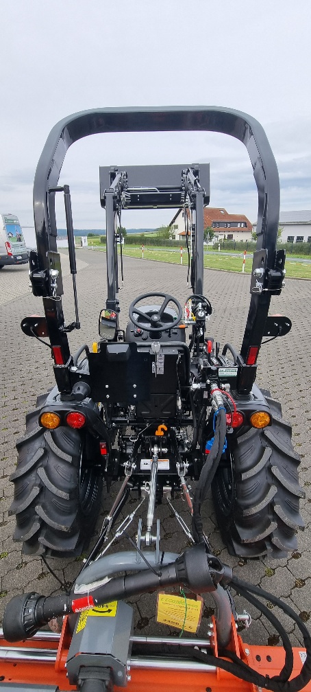 Branson Traktor 2500l Black Edition TYM Kompakttraktor Frontlader günstig kaufen