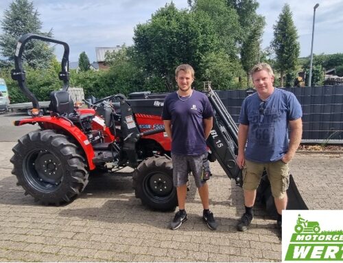 Kompakttraktor Branson TYM F50RN Kundenübergabe