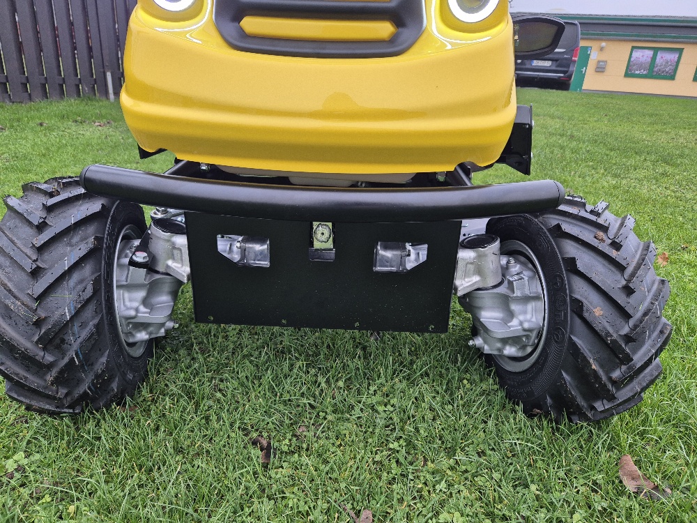 Hochgras-Aufsitzmäher Turaeg Lazer 230/92 Hydro V2 4WD Allrad Wiesenmäher Mulcher Rasentraktor Hochgrasmäher kaufen Werth