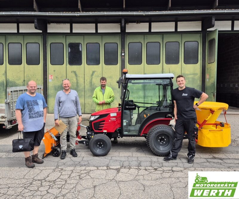 Winterdienst Traktor Kompakttraktor TYM T255 Branson 2505h Yanmar Motor Kabine Schneeschild Salzstreuer günstig kaufen