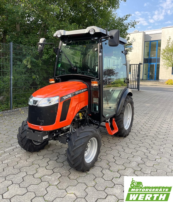 Kompakttraktor Tafe mit Kabine 6028M und 6028H Traktor Schlepper kaufen Werth Angebot Händler