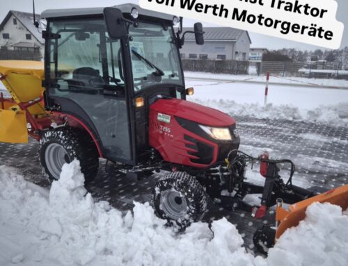 Winterdienst-Traktor von Werth Motorgeräte
