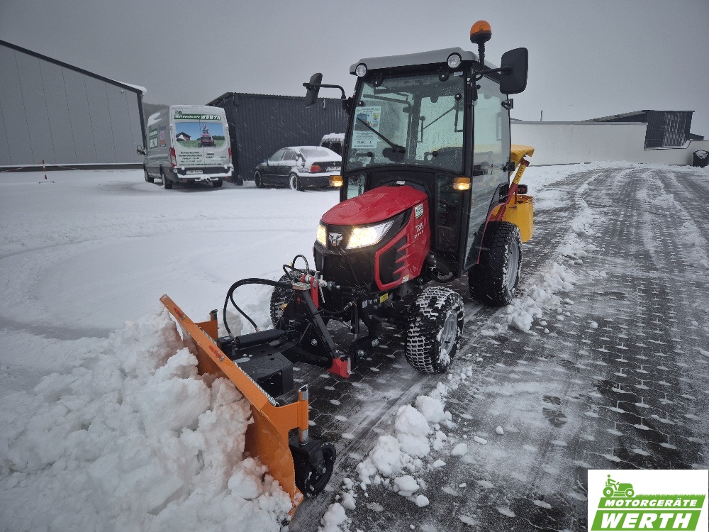 Winterdienst Traktor von Werth Motorgeräte bei Wetzlar und Gießen in Hessen kaufen